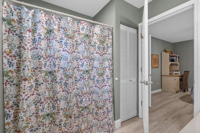 105 Hickory Dr., Conway, SC 29526