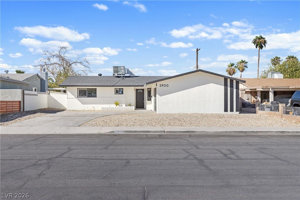 5900 Carmen Boulevard, Las Vegas, NV 89108 — exterior