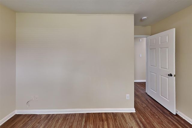 5122 Chase Park Gate Street, Bacliff, TX 77518