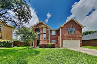 5122 Chase Park Gate Street, Bacliff, TX 77518