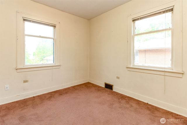 7015 12th Avenue SW, Seattle, WA 98106