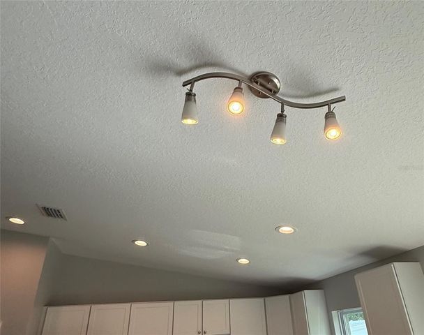 619 HICKORY AVENUE, Orange City, FL 32763