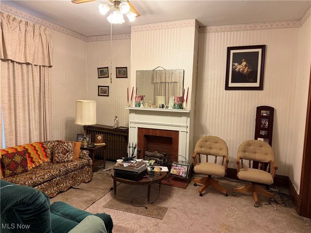 319 Ridge Avenue, Wellsville, OH 43968