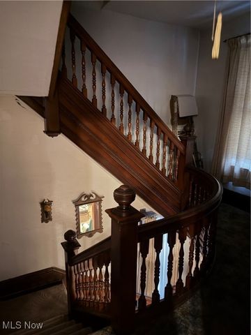 319 Ridge Avenue, Wellsville, OH 43968