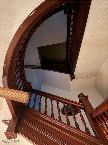 319 Ridge Avenue, Wellsville, OH 43968