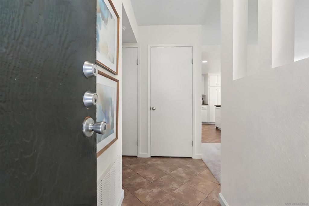 7780 PARKWAY DR 1101, La Mesa, CA 91942 — photo 3