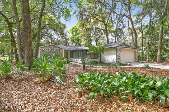 12128 HIDDEN HILLS Drive, Jacksonville, FL 32225