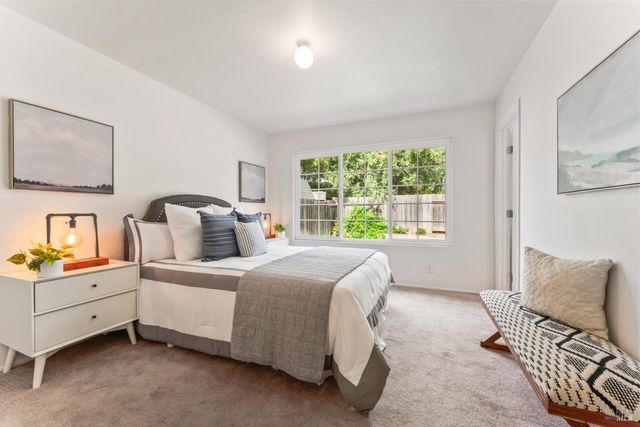 1390 Salvador Ave, Napa, CA 94558