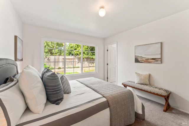 1390 Salvador Ave, Napa, CA 94558