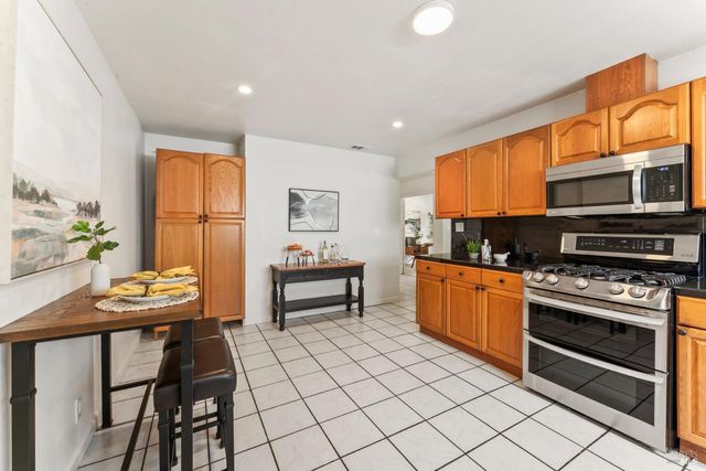 1390 Salvador Ave, Napa, CA 94558