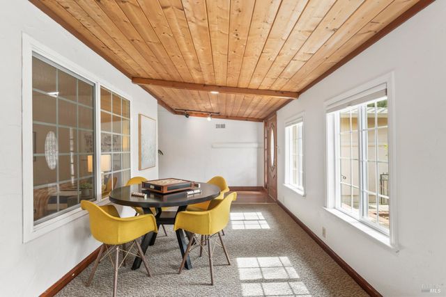 1390 Salvador Ave, Napa, CA 94558