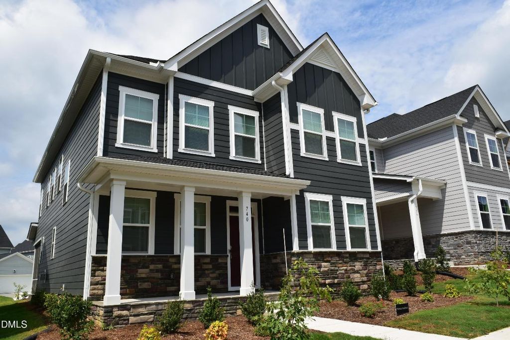 740 Longleaf Grove Lane, Knightdale, NC 27545