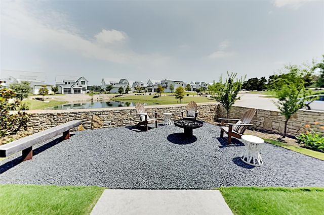 19517 Flying J BLVD 6, Spicewood, TX 78669