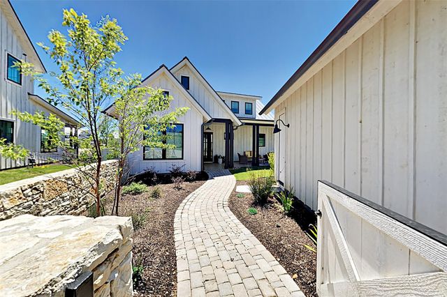 19517 Flying J BLVD 6, Spicewood, TX 78669