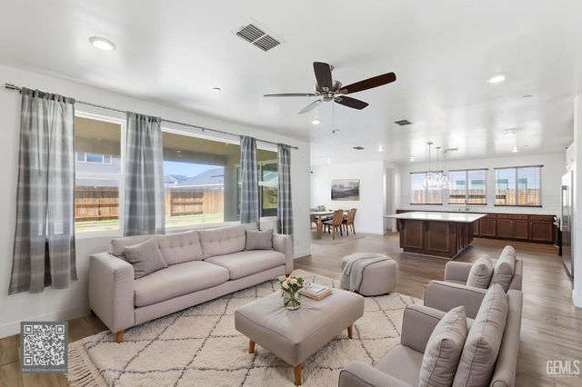 6510 Thunder Trail Drive, Bakersfield, CA 93313