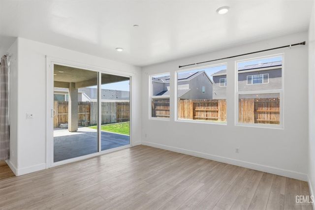 6510 Thunder Trail Drive, Bakersfield, CA 93313