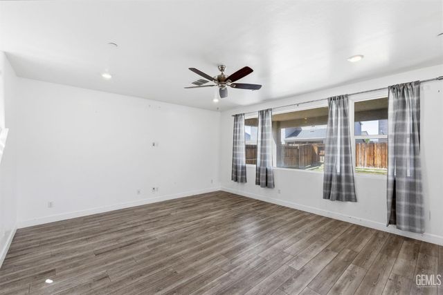 6510 Thunder Trail Drive, Bakersfield, CA 93313