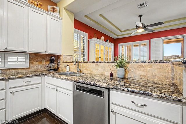 2010 High Mesa Drive, Henderson, NV 89012