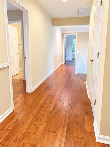 105 Smithdun Lane, Sandy Springs, GA 30350