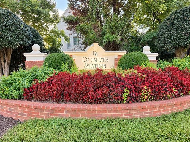 105 Smithdun Lane, Sandy Springs, GA 30350