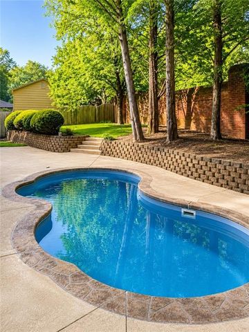 105 Smithdun Lane, Sandy Springs, GA 30350