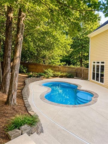 105 Smithdun Lane, Sandy Springs, GA 30350