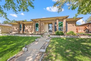 1733 Sterling Lane, Lewisville, TX 75067