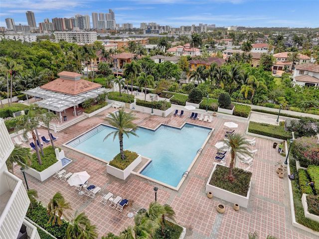 1000 W Island Blvd 1209, Aventura, FL 33160