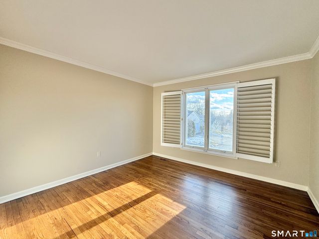 53 Bank Street, New Canaan, CT 06840