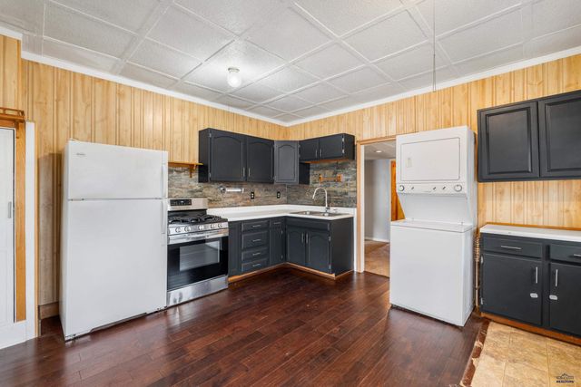 1214 COLUMBUS, Rapid City, SD 57701