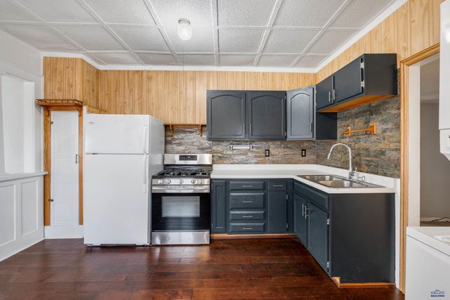 1214 COLUMBUS, Rapid City, SD 57701