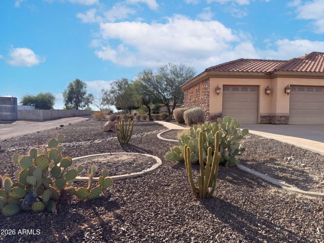 16806 W DOVE WING Way, Surprise, AZ 85387