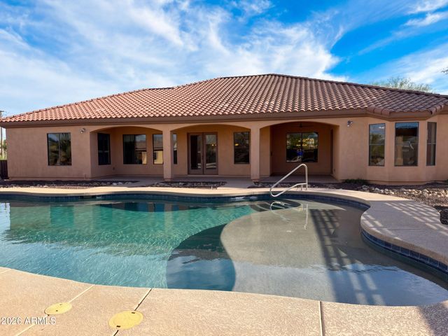 16806 W DOVE WING Way, Surprise, AZ 85387