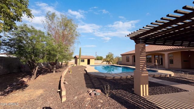 16806 W DOVE WING Way, Surprise, AZ 85387
