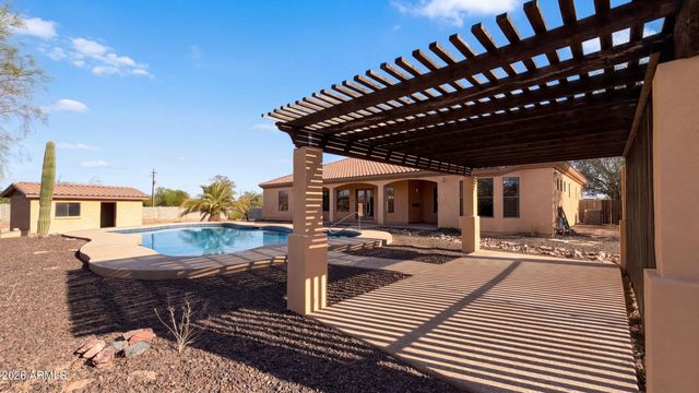 16806 W DOVE WING Way, Surprise, AZ 85387