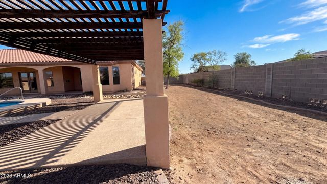 16806 W DOVE WING Way, Surprise, AZ 85387