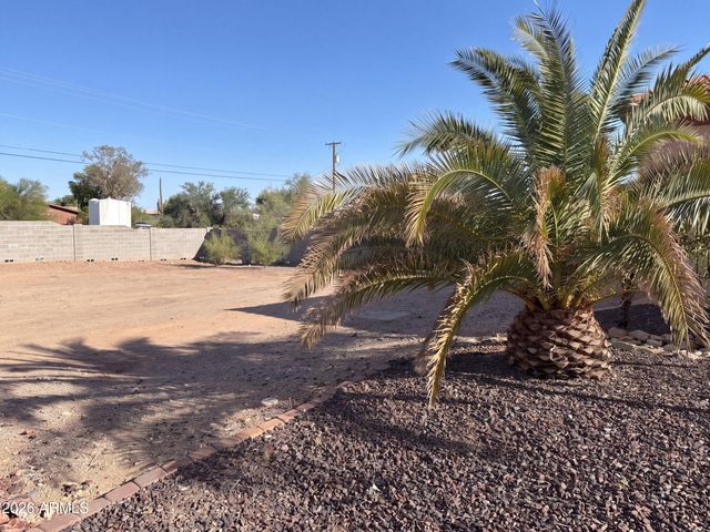 16806 W DOVE WING Way, Surprise, AZ 85387