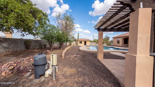 16806 W DOVE WING Way, Surprise, AZ 85387