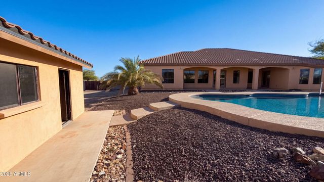 16806 W DOVE WING Way, Surprise, AZ 85387