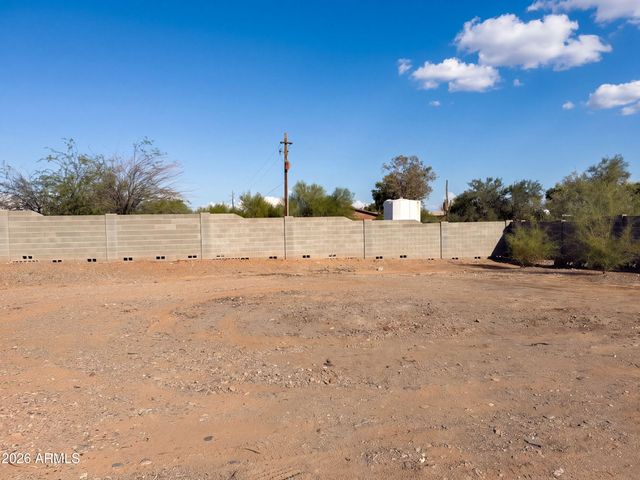 16806 W DOVE WING Way, Surprise, AZ 85387