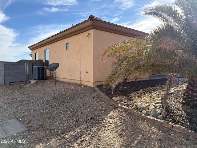 16806 W DOVE WING Way, Surprise, AZ 85387
