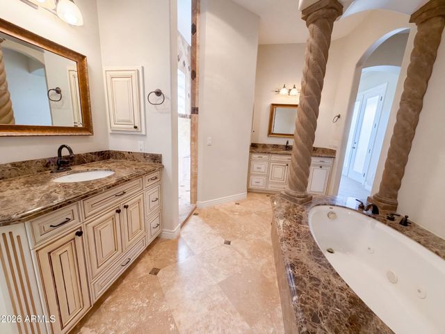16806 W DOVE WING Way, Surprise, AZ 85387