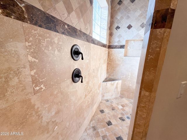 16806 W DOVE WING Way, Surprise, AZ 85387