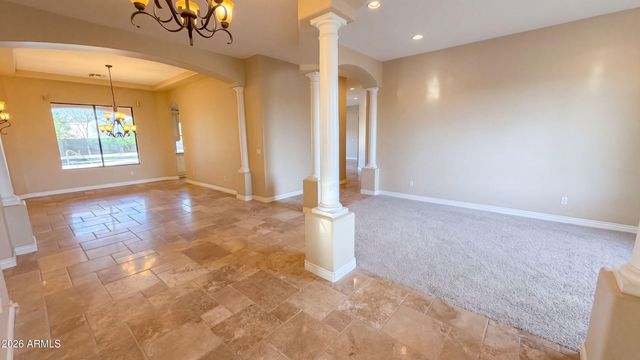 16806 W DOVE WING Way, Surprise, AZ 85387
