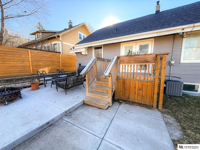 4338 Cass Street, Omaha, NE 68131