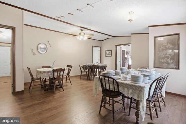 454 RACETRACK RD, Abbottstown, PA 17301