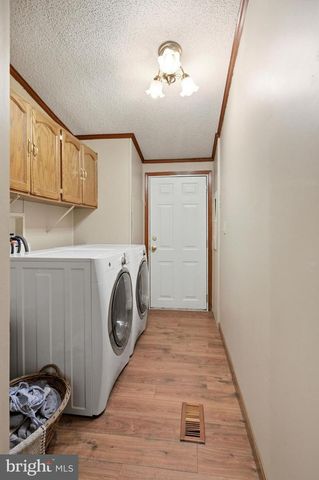 454 RACETRACK RD, Abbottstown, PA 17301
