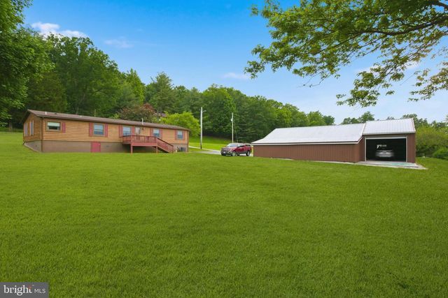 454 RACETRACK RD, Abbottstown, PA 17301