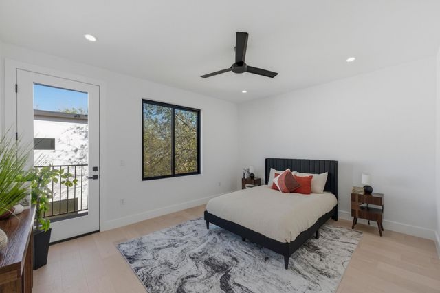 802 Philco DR 1, Austin, TX 78745