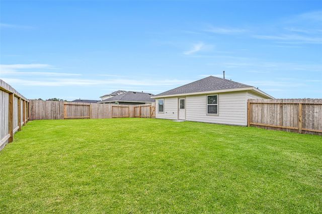 1015 Bluegill Drive, Alvin, TX 77511